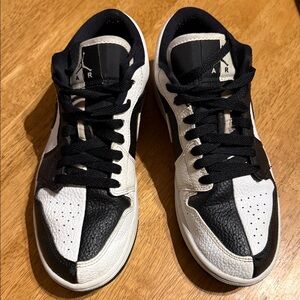 Women’s Nike Air Jordon low se homage split black white.